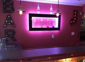 Estantes de barra montados en la pared personalizados con iluminación LED